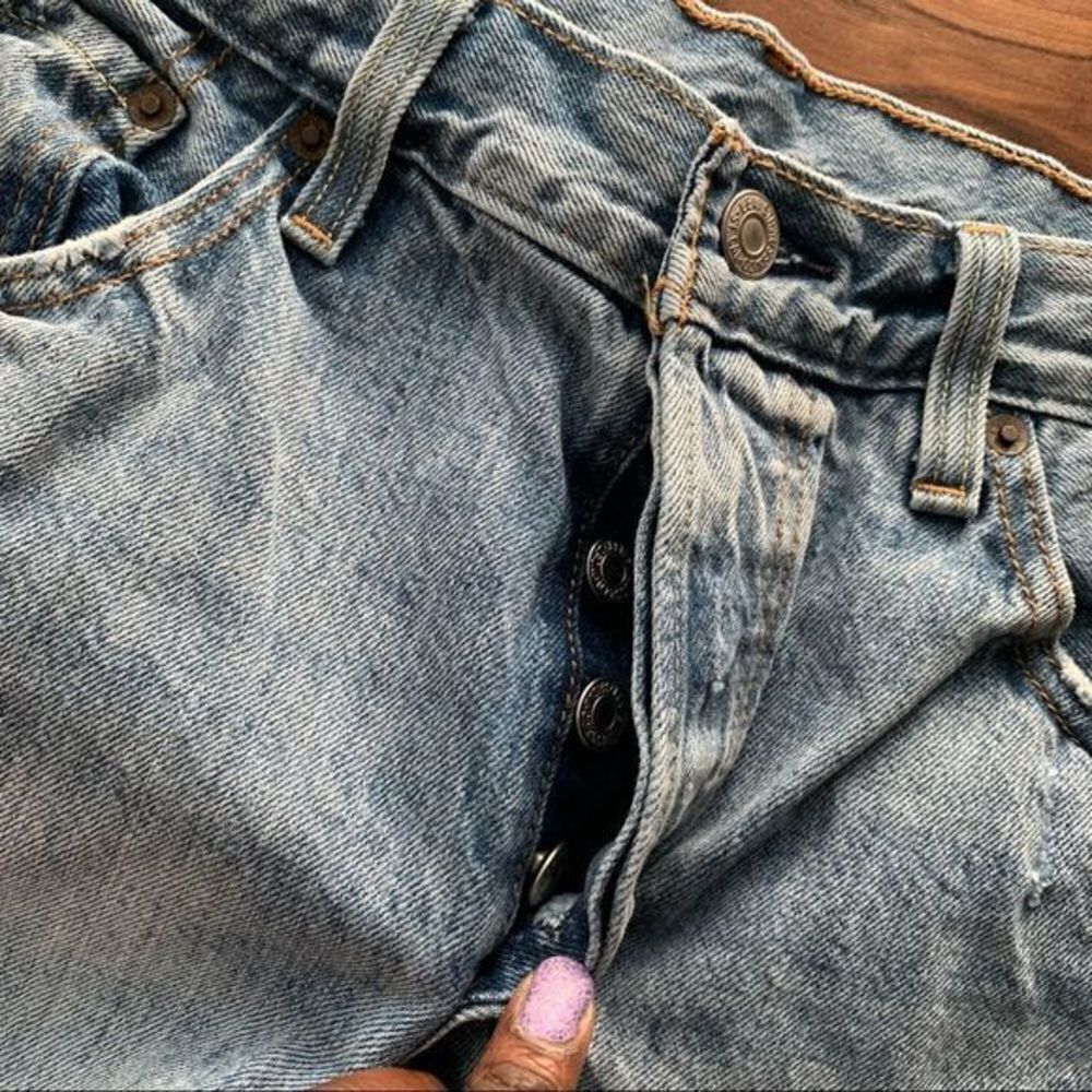 Levi’s - Picture 8 of 8